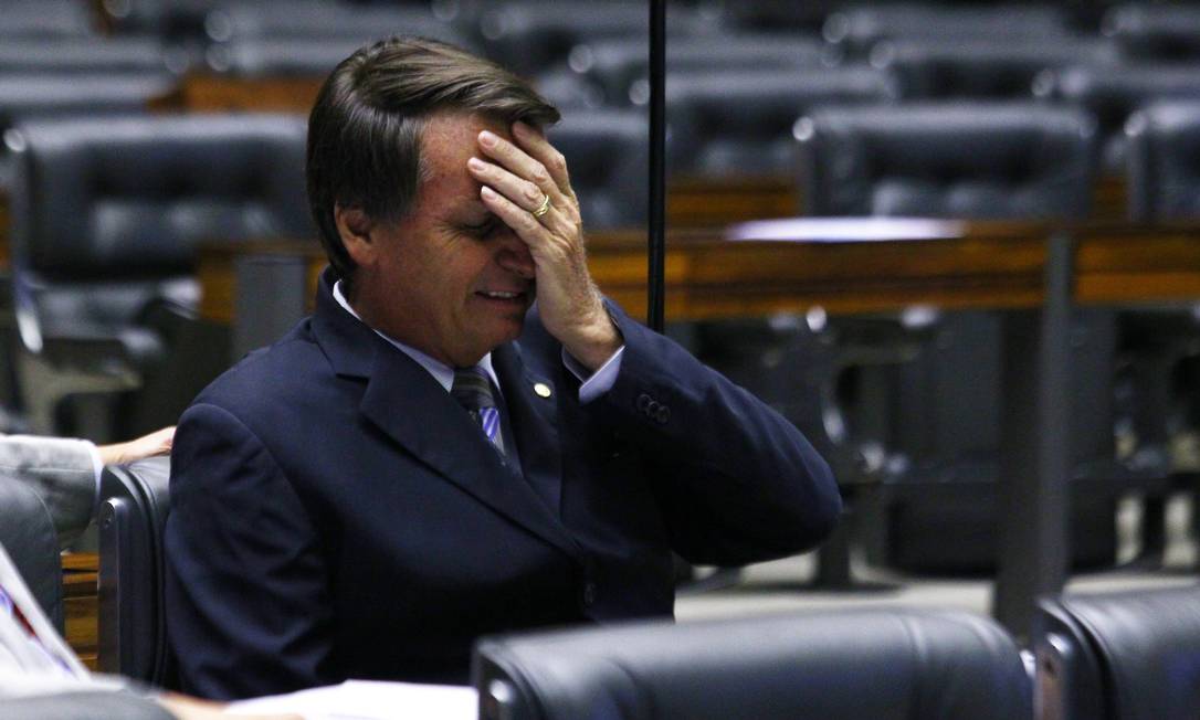 
Partido do deputado Jair Bolsonaro fez acordo com PT e político não deve ser eleito presidente da Comissão de Direitos Humanos
Foto: André Coelho - Agência O Globo - 12/02/2014