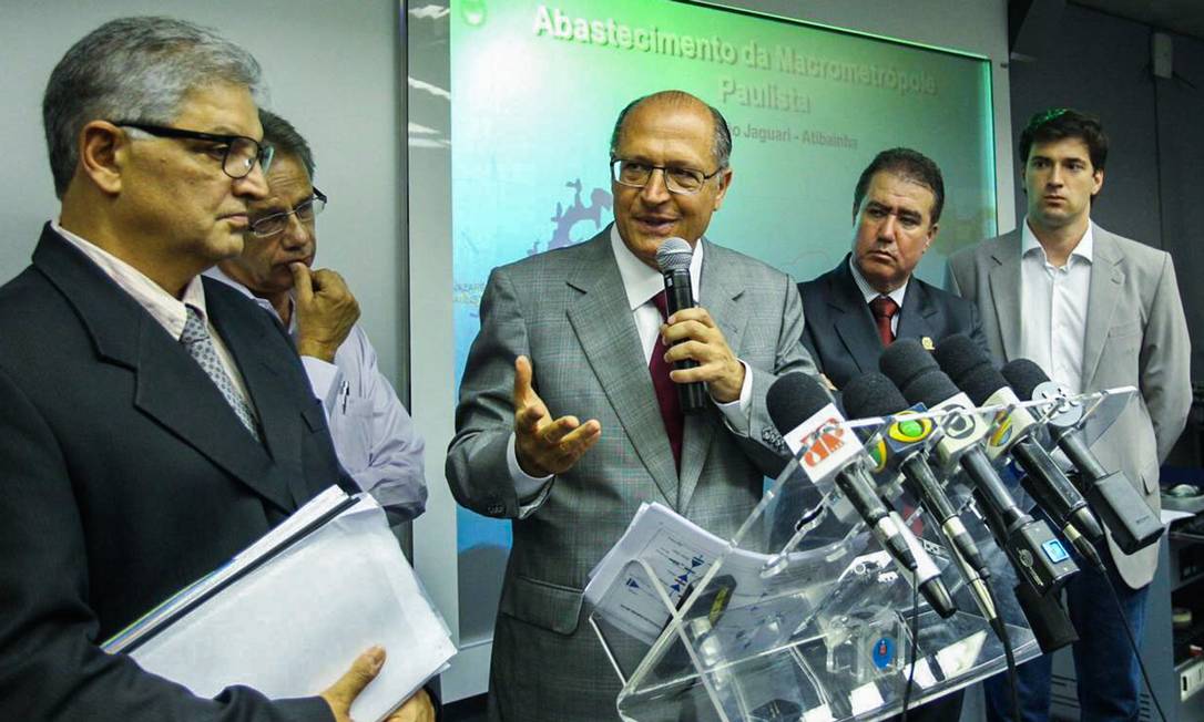 
O governador de São Paulo, Geraldo Alckmin quer usar água do Rio Paraíba do Sul para abastecer a cidade de São Paulo
