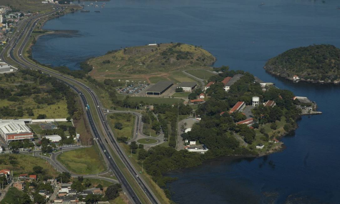 
A base de Ilha das Flores será um dos locais de investigação pelas Forças Armadas
Foto: Agência O Globo