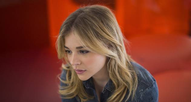 CONHEÇA A ATRIZ CHLOE GRACE MORETZ: COISAS QUE VOCÊ DEVE SABER SOBRE ELA -  BIOGRAFIA