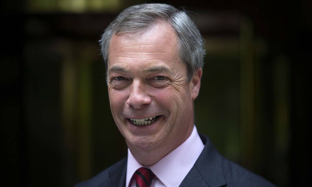 
Nigel Farange, líder do Ukip. Defesa da saída do Reino Unido da União Europeia atraiu eleitores
Foto:
CARL COURT
/
AFP
