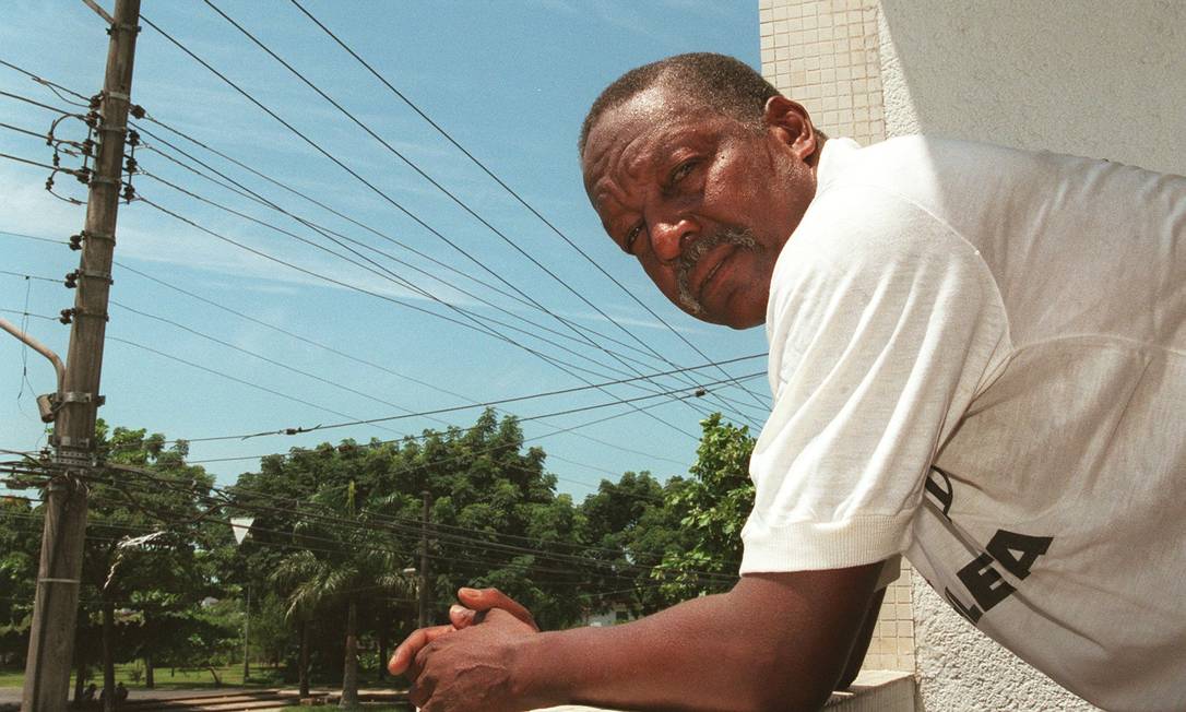 Morre Joel Camargo, zagueiro da seleção de 1970 e do Santos de 1963