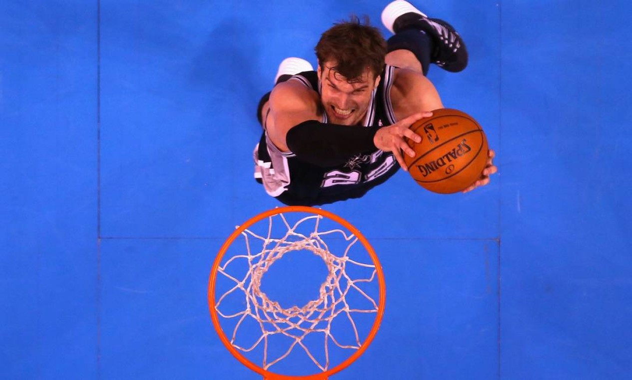 San Antonio Spurs e Miami Heat travam neste domingo segundo du…