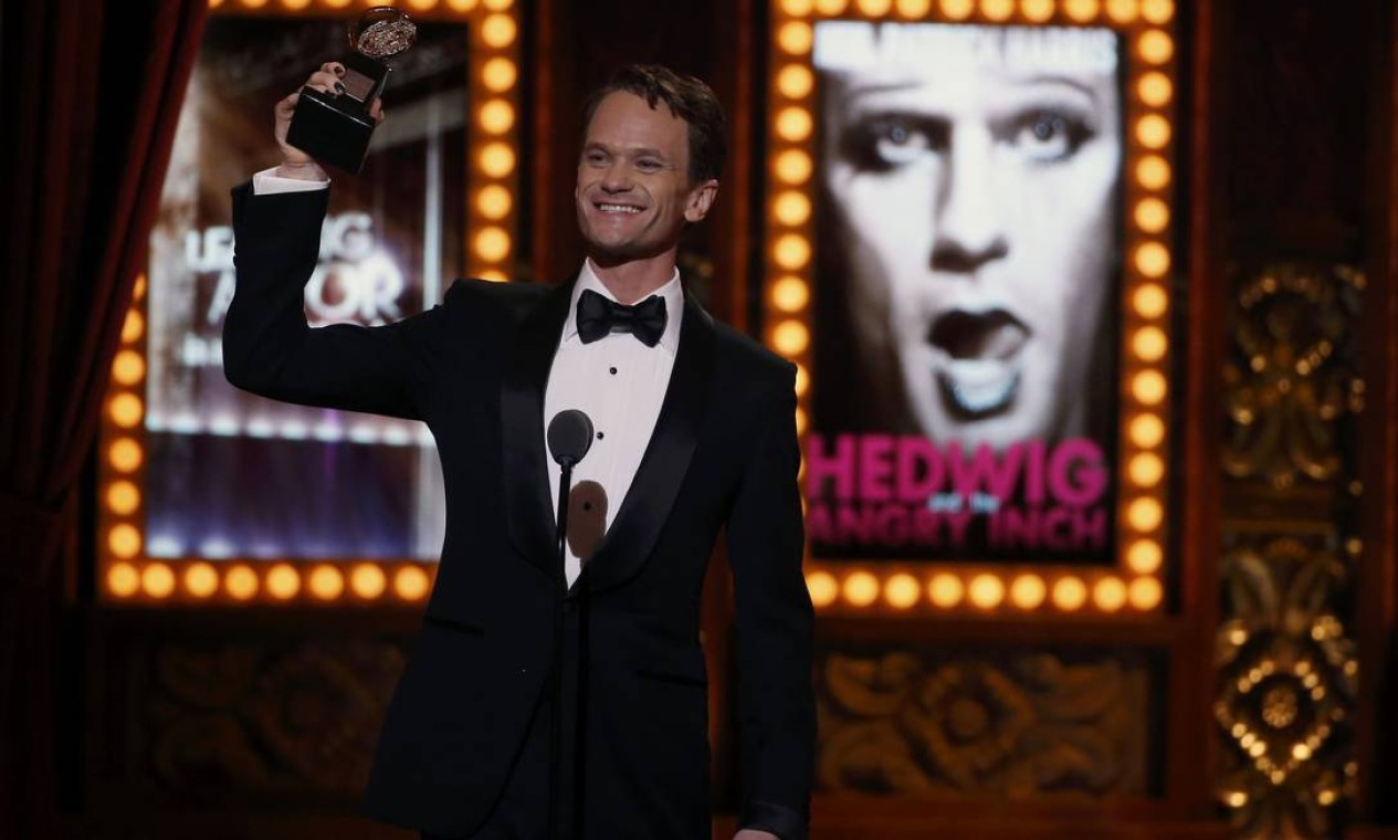 Neil Patrick Harris levou o prêmio de melhor ator em musical por sua atuação em 'Hedwig and the angry inch' Foto: Carlo Allegri / REUTERS
