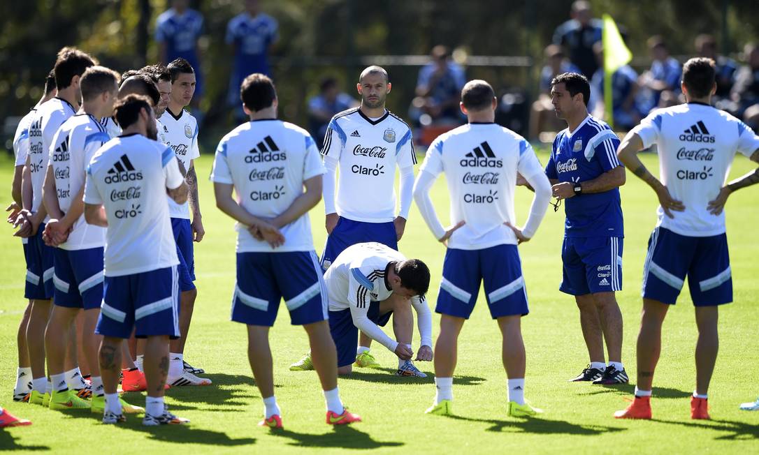 
Seleção da Argentina durante o treino desta sexta-feira
Foto:
/
AFP
