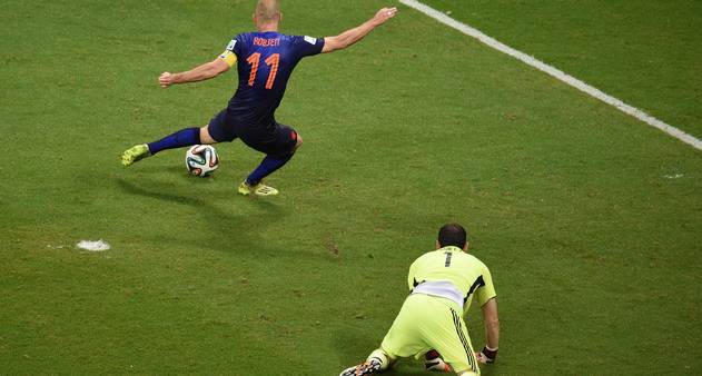 Com gritos de olé, Holanda põe Espanha na roda e se vinga com uma goleada  histórica - Superesportes