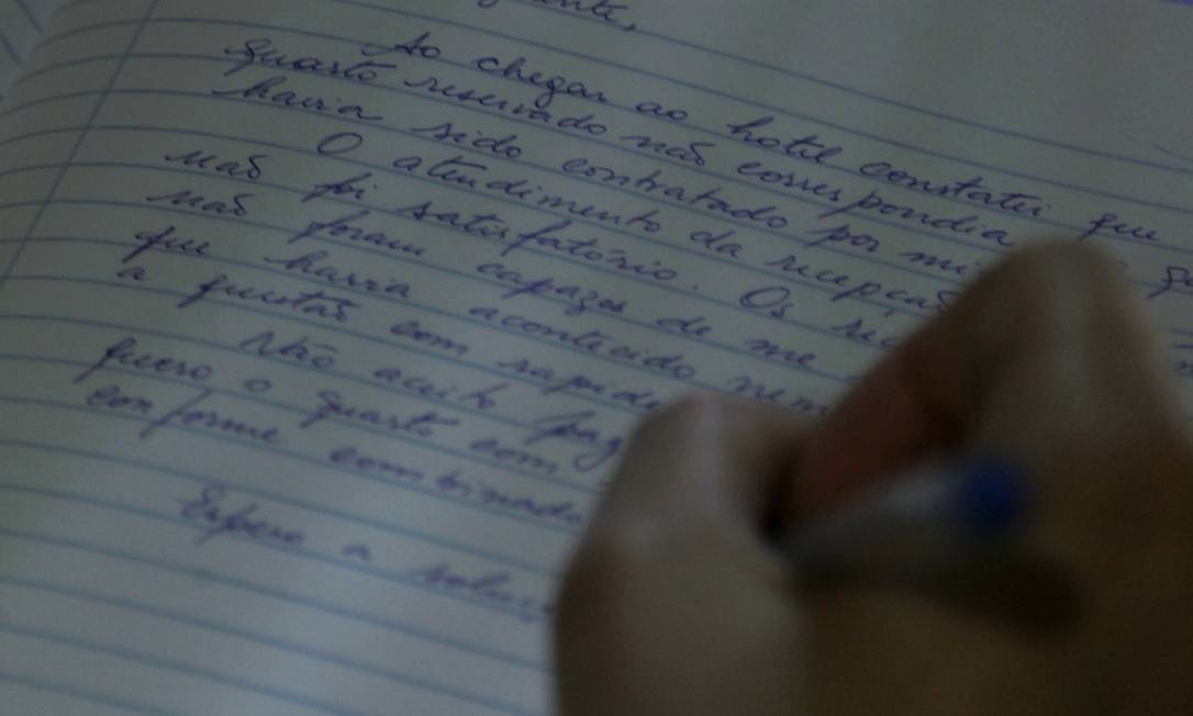 lei-do-livro-de-reclama-es-j-est-valendo-no-rio-jornal-o-globo