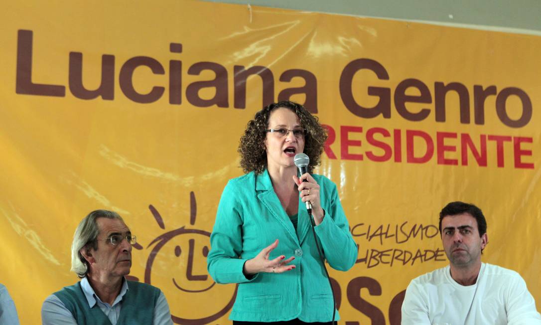 
O PSOL oficializou a candidatura da ex-deputada Luciana Genro (RS) à Presidência da República durante convenção do partido em Brasília
Foto:
/
Givaldo Barbosa
