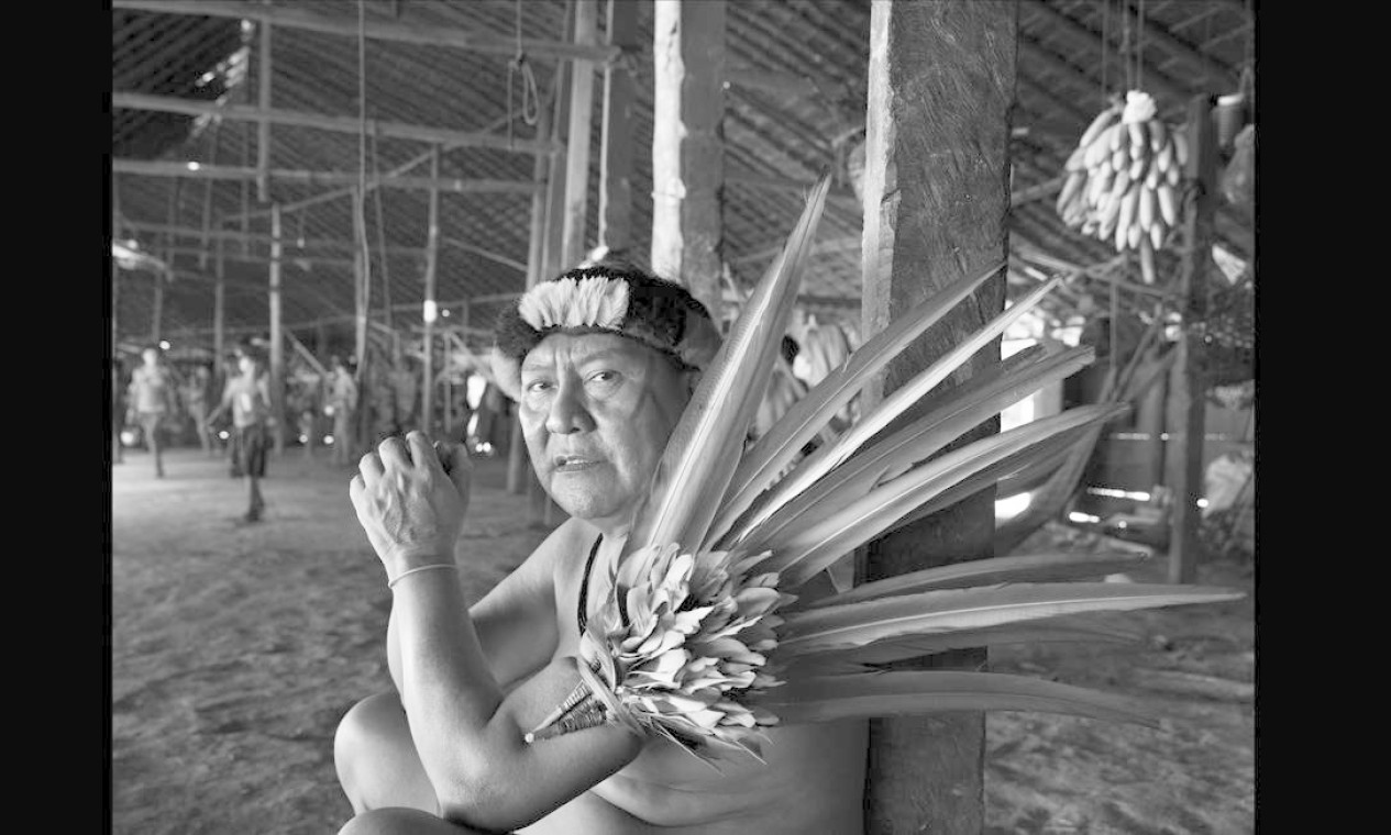 Davi Kopenawa, o lendário chefe da casa-aldeia Watoriki , voz respeitada internacionalmente e contestada nos seus domínios Foto: SebastiãoSalgado/Amazonas Images