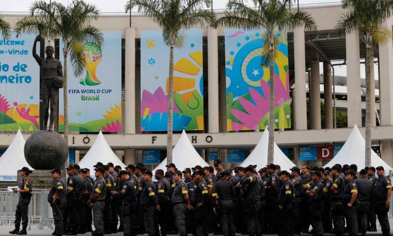 PM Vai Aumentar Efetivo No Entorno Do Maracanã E Da Arena Da Fifa Fan ...