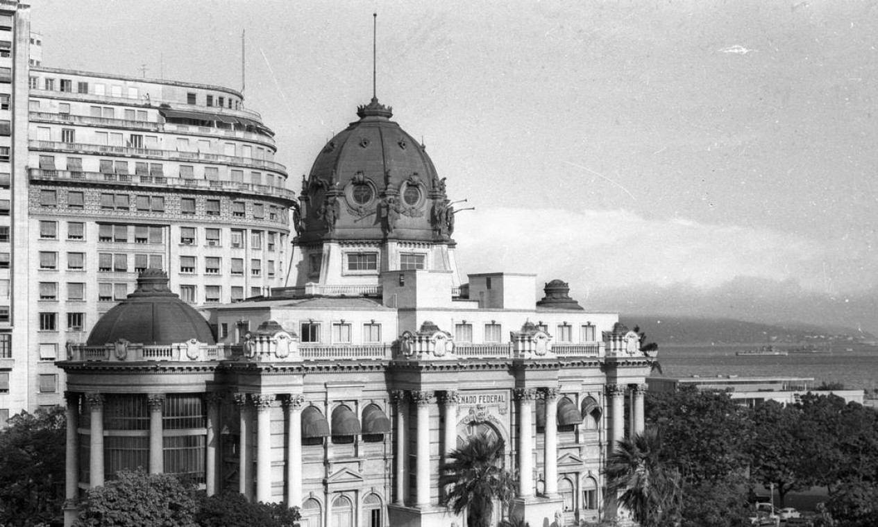 A fachada do Palácio Monroe Foto: Arquivo / Agência O Globo