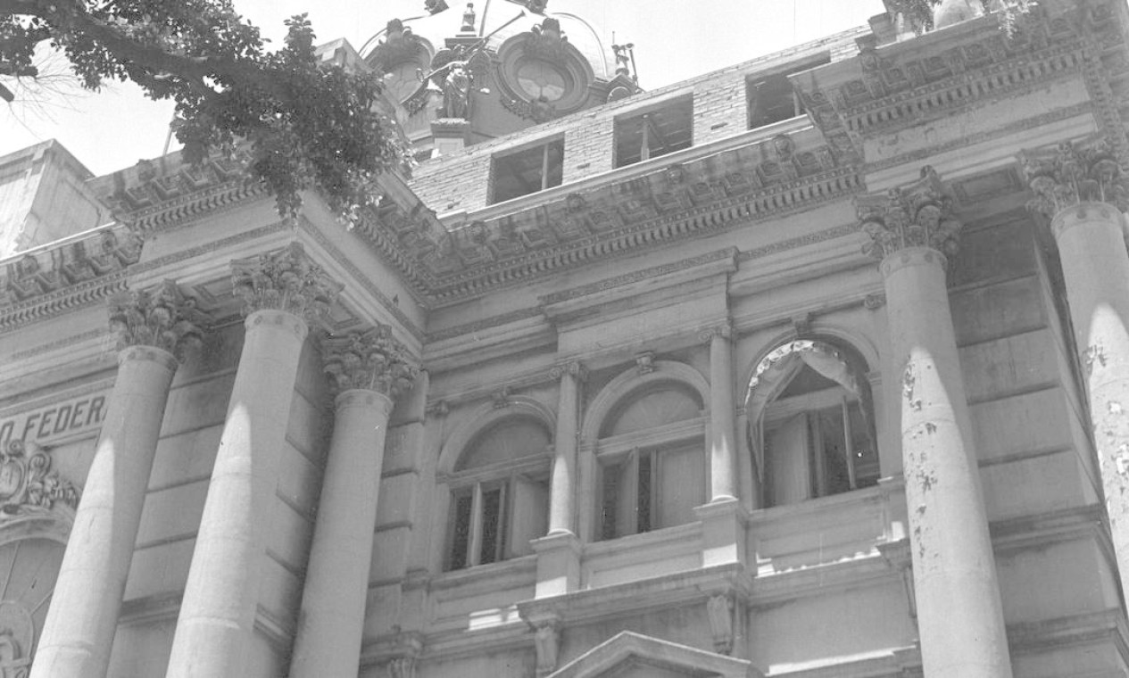 A fachada do palácio na época em que era sede do Senado Federal Foto: Arquivo / Agência O Globo