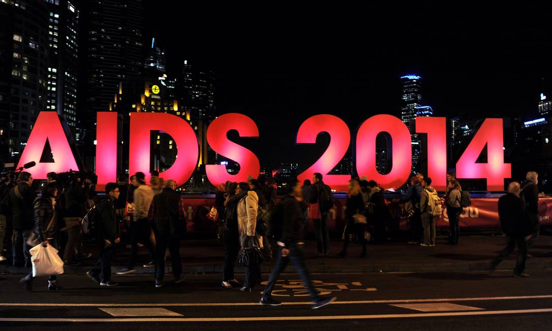 
Letreiro anuncia 20ª Conferência Internacional de Aids que contaria com participação de pesquisadores que estavam em avião que caiu
Foto:
AFP

