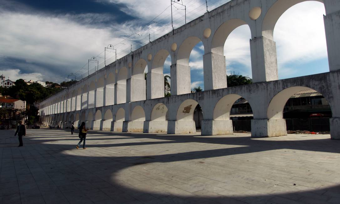 
Inaugurados em 1750 como Aqueduto da Carioca, os Arcos da Lapa é um dos cartões-postais mais visitados do Rio
Foto:
Gabriel de Paiva
/
Agência O Globo
