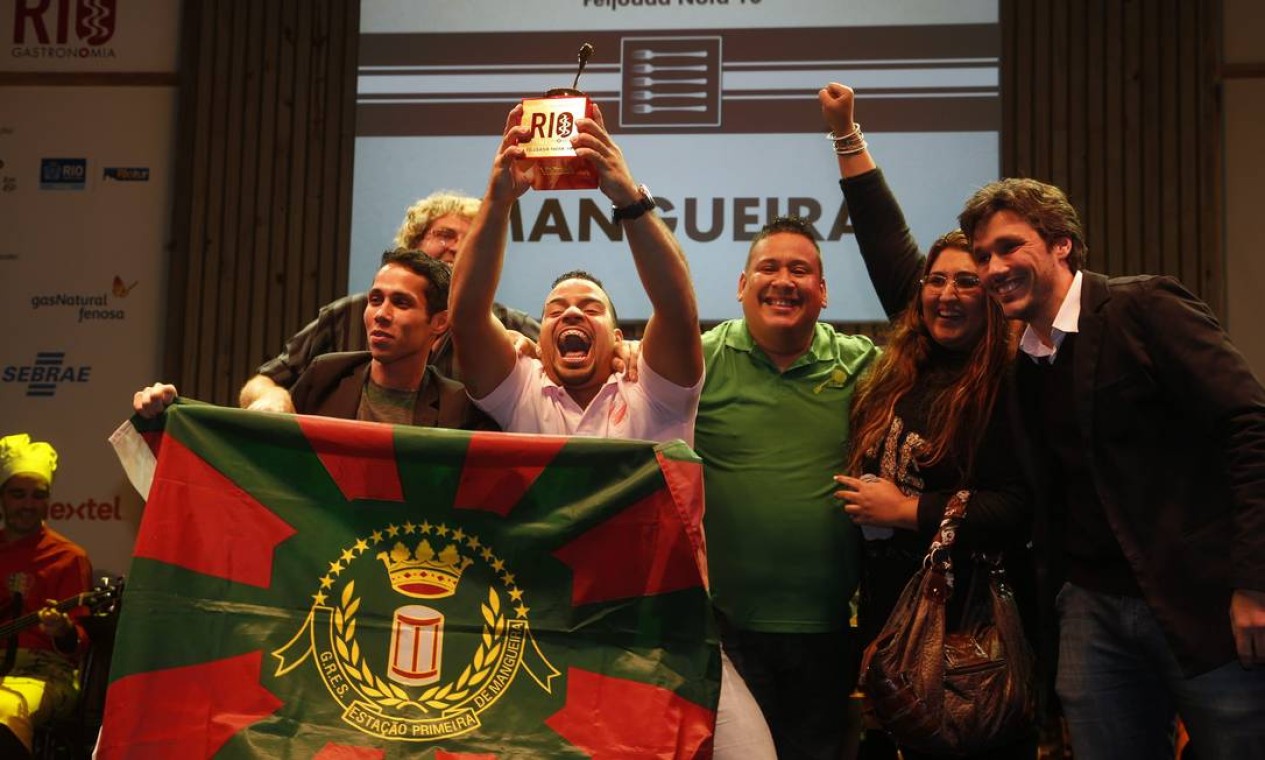 A Mangueira foi a grande vencedora do Concurso Feijoada Nota 10 Foto: Marcelo Carnaval/O Globo