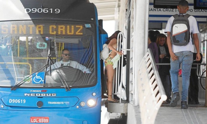 Como fazer para não pagar passagem de ônibus?