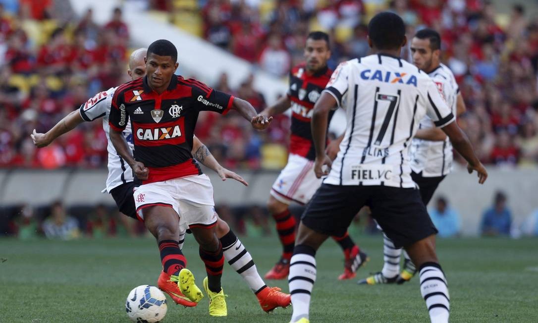 Imagens de Flamengo 1 x 0 Corinthians - Jornal O Globo