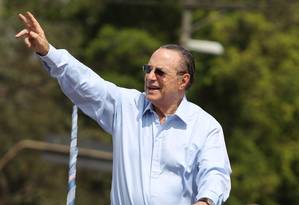 
Paulo Maluf deixou de ir a carreata pelas rua do Centro de São Paulo
Foto: Marcos Alves / Agência O Globo