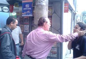 
Mesmo inelegível, Maluf faz campanha em rua da região central de SP
Foto: Agência O Globo / Nilson Hernandes