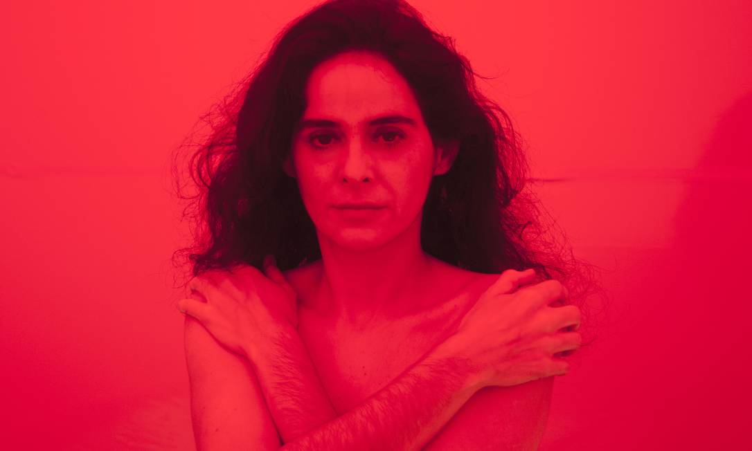 Crítica: Mariana de Moraes faz um álbum litorâneo - Jornal O Globo