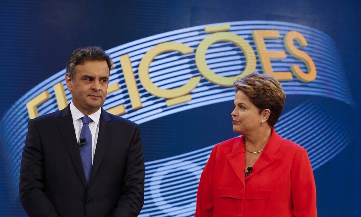 Os candidatos Dilma Rousseff e Aécio Neves na Rede Globo Foto: Alexandre Cassiano / Agência O Globo