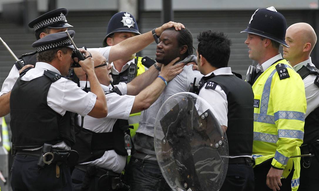 A polícia de Londres anunciou que vai começar a usar o sistema de  reconhecimento facial para identificar criminosos