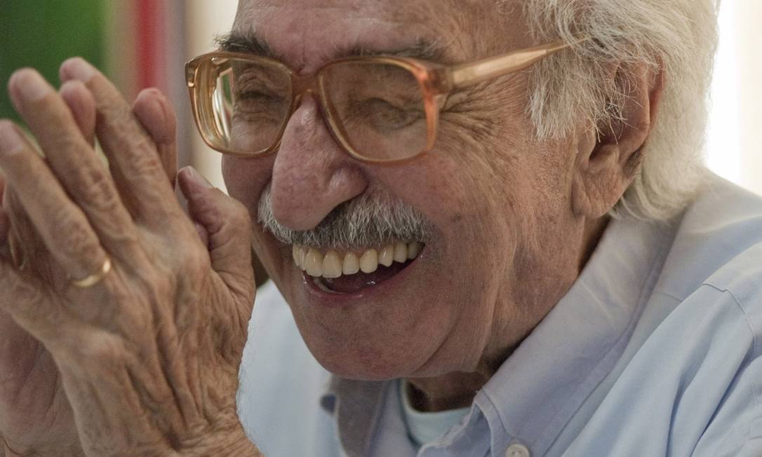 O poeta Manoel de Barros aos 93 anos Foto: Divulgação