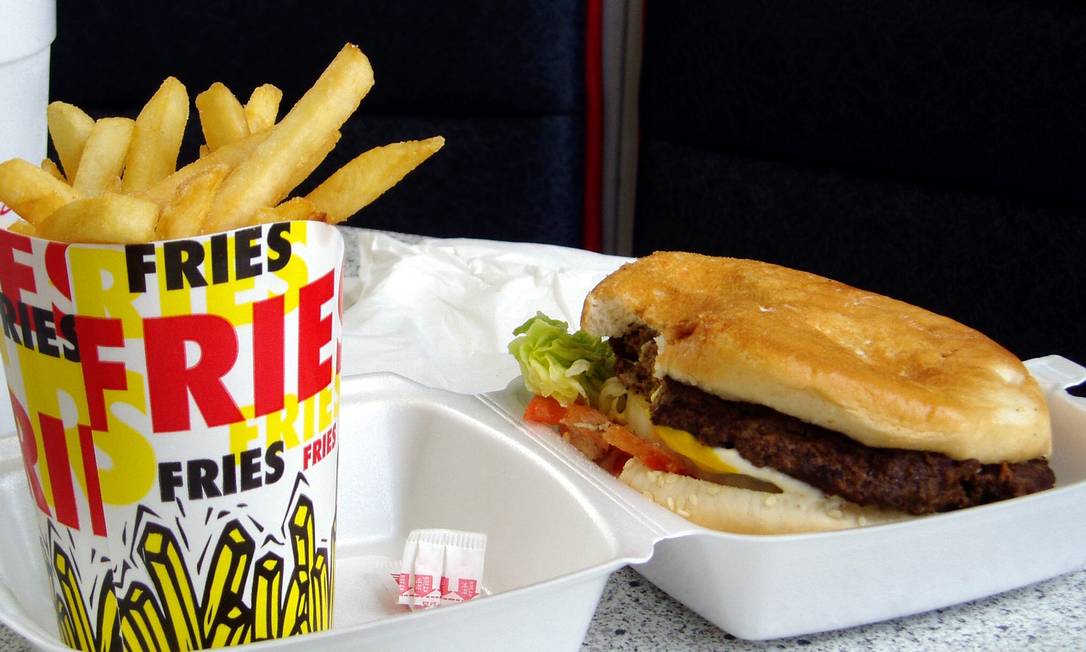 Lanches de fast-food são ricos em gorduras trans Foto: Freeimages