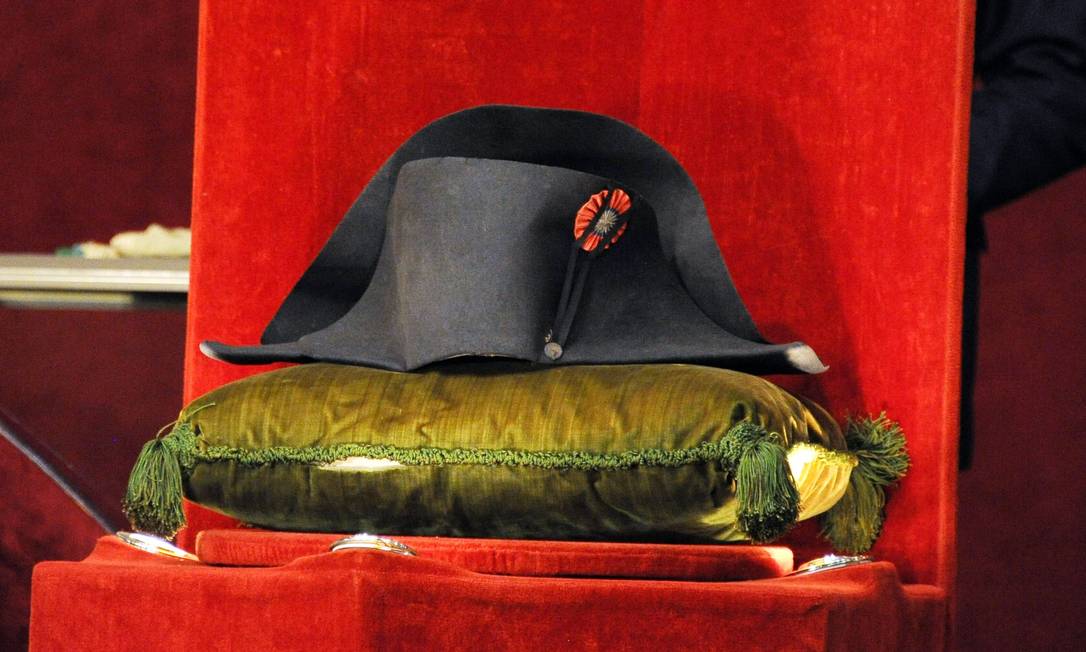 
Em 15 anos de reinado, Napoleão usou cerca de 120 chapéus
Foto:
DOMINIQUE FAGET
/
AFP

