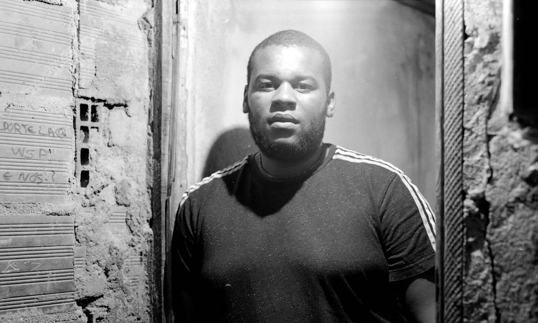 
O DJ Marfox, de Portugal, uma das atrações da noite, é especializado em batidas africanas como kuduro, tarrachinha, kizomba e funaná
Foto:
Divulgação/Diogo Simoes
