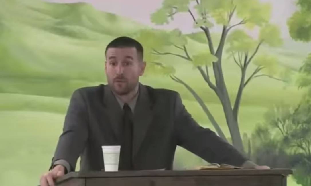 Em vídeo durante encontro evangélico, pastor ofende população LGBTQIA+:  'Têm uma reserva no inferno' - ISTOÉ Independente