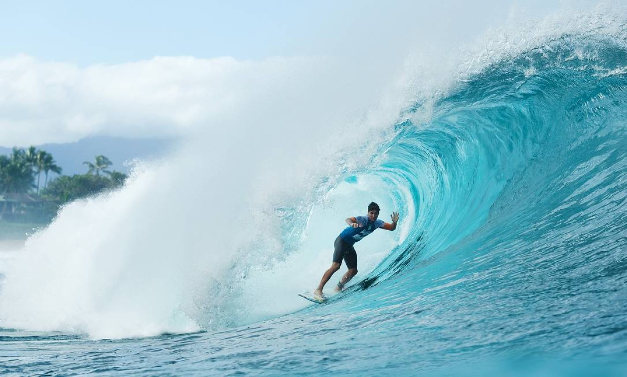 Gabriel Medina é o primeiro campeão mundial brasileiro na história do surfe profissional Foto: KC / © ASP / Cestari