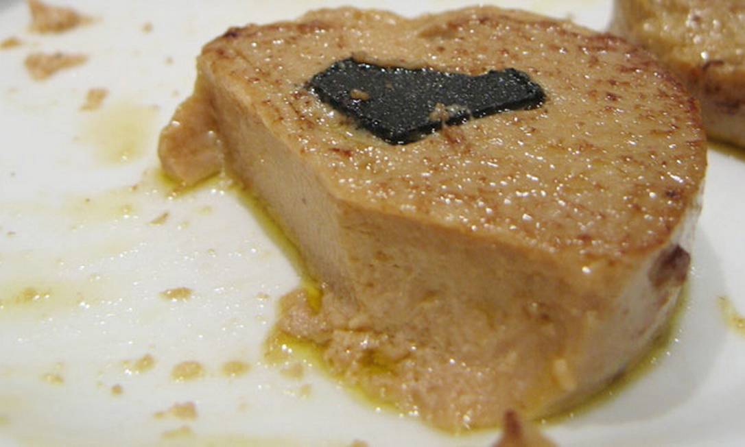 O que é foie gras? Como é feito e porque é tão polêmico