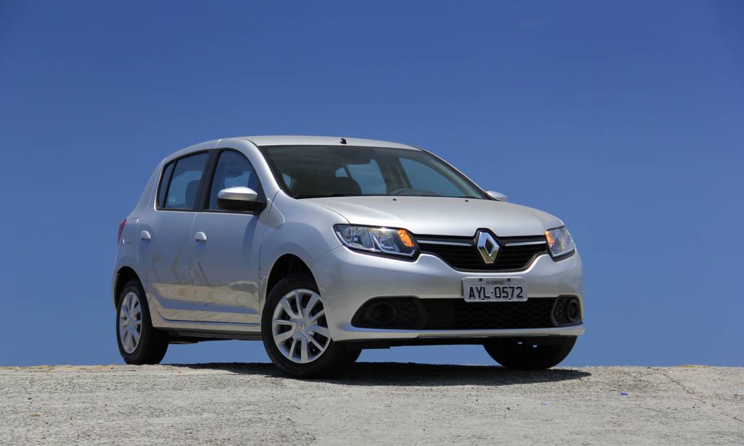 Câmbio automatizado do Renault Sandero é melhor que o antigo automático, mas deve suavidade