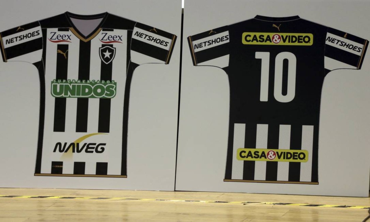 Botafogo Apresenta Camisa Com Novos Patrocinadores Para Os Cl Ssicos