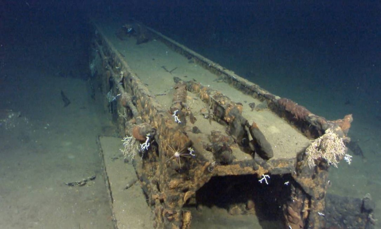 Navio japonês da Segunda Guerra é encontrado 70 anos depois de