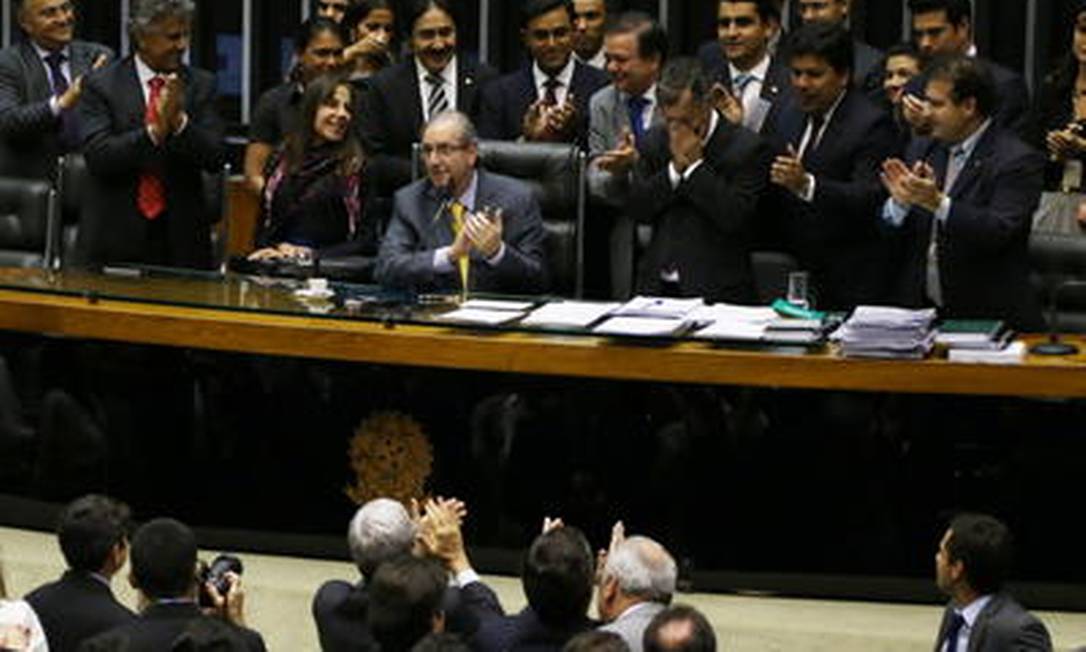 Secretáriogeral da Mesa por 24 anos, Mozart Vianna se despede da