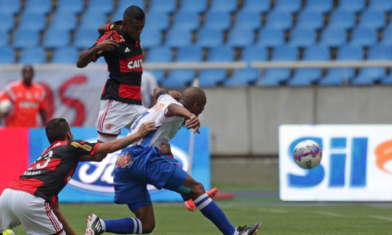 Flamengo X Friburguense - Jornal O Globo