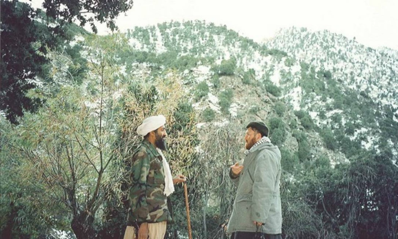 Bin Laden e al-Suri no Afeganistão. Braço direito do líder da al-Qaeda foi preso no Paquistão em 2005 e extraditado para a Síria Foto: US ATTORNEY'S OFFICE/SOUTHERN DISTRICT OF NEW YORK