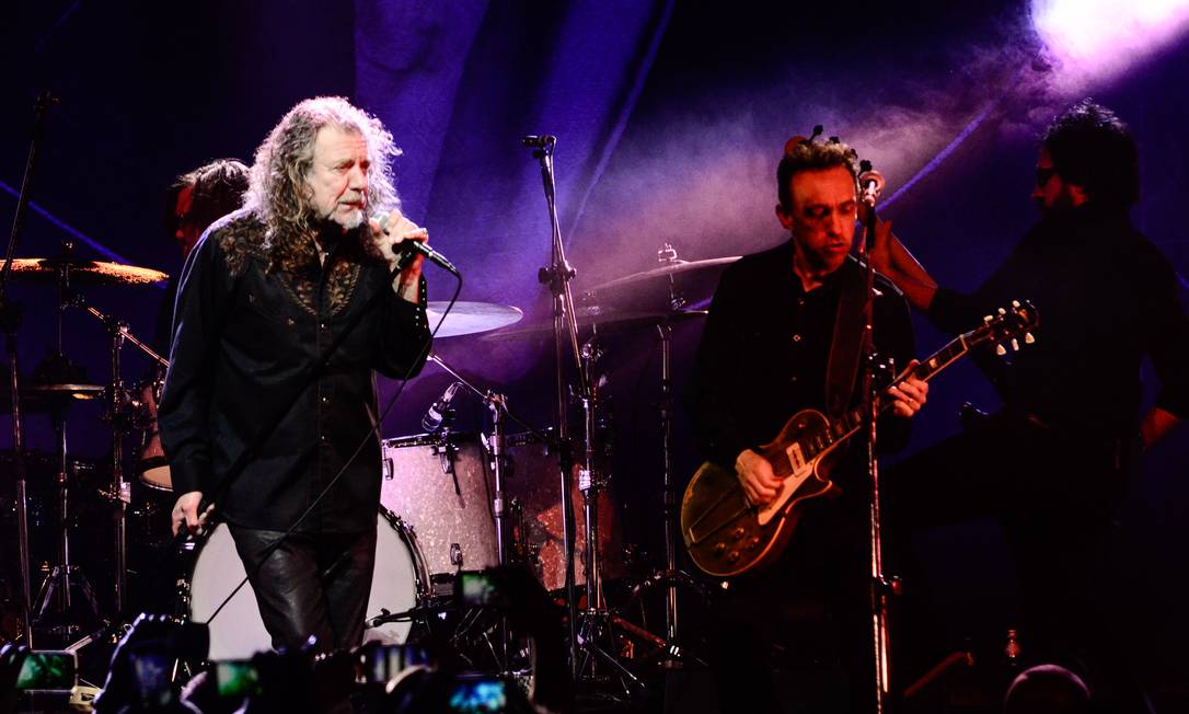 Robert Plant encantou uma plateia formada basicamente por fãs de sua antiga banda Foto: Glaucon Fernandes Lopes / Divulgação