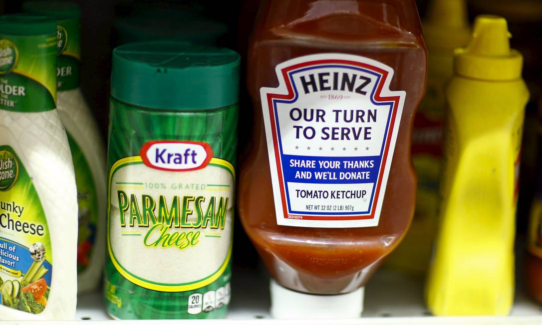 
Produtos das marcas Heinz e Kraft são vendidos em um supermercado de Nova York
Foto:
EDUARDO MUNOZ
/
REUTERS
