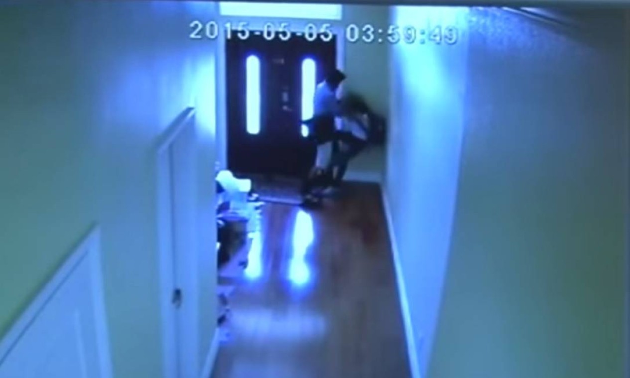 Vídeo mostra adolescente de 13 anos lutando contra possível estuprador ...