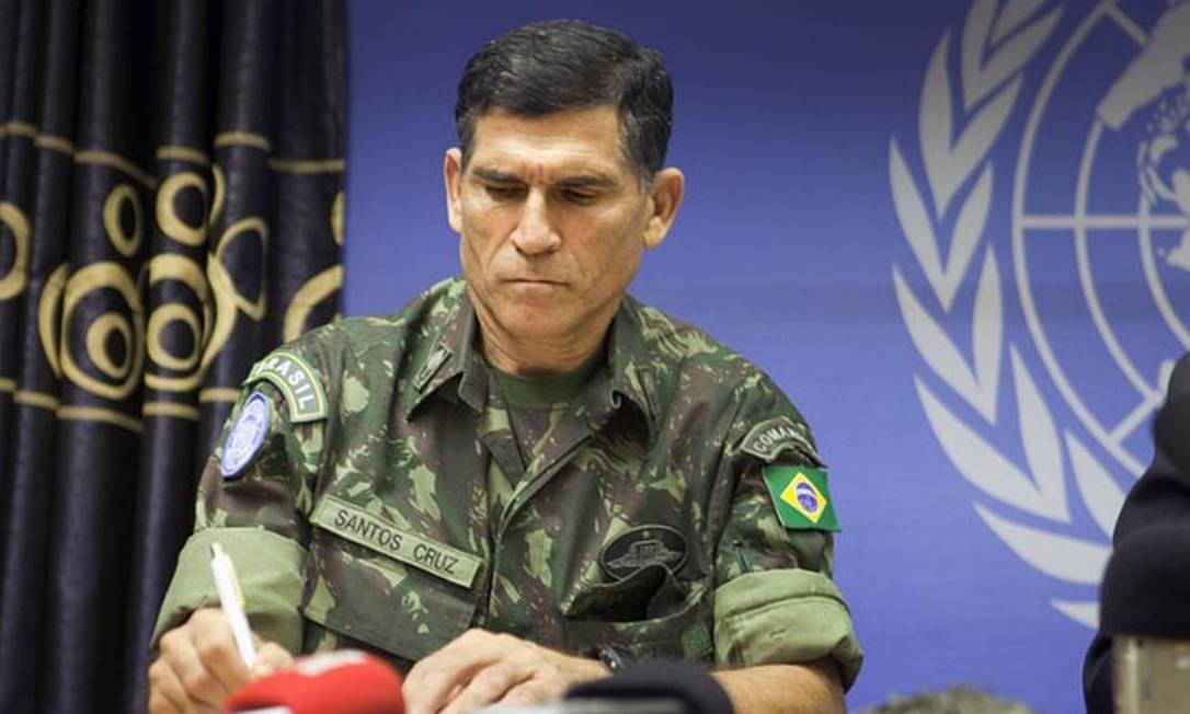 General Alberto Santos Cruz, da Secretaria de Governo de 