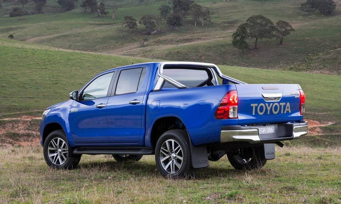 Com nova geração, Toyota Hilux se aproxima dos carros de passeio