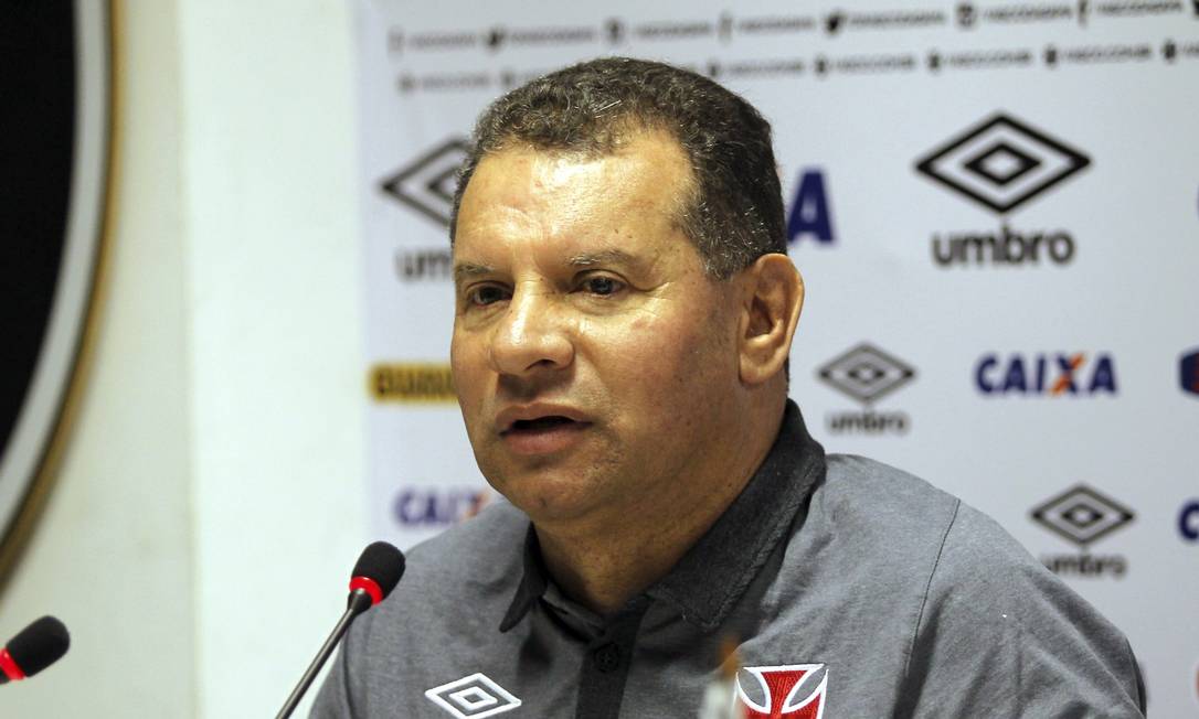 Celso Roth diz que clássico contra o Flamengo no domingo será ...