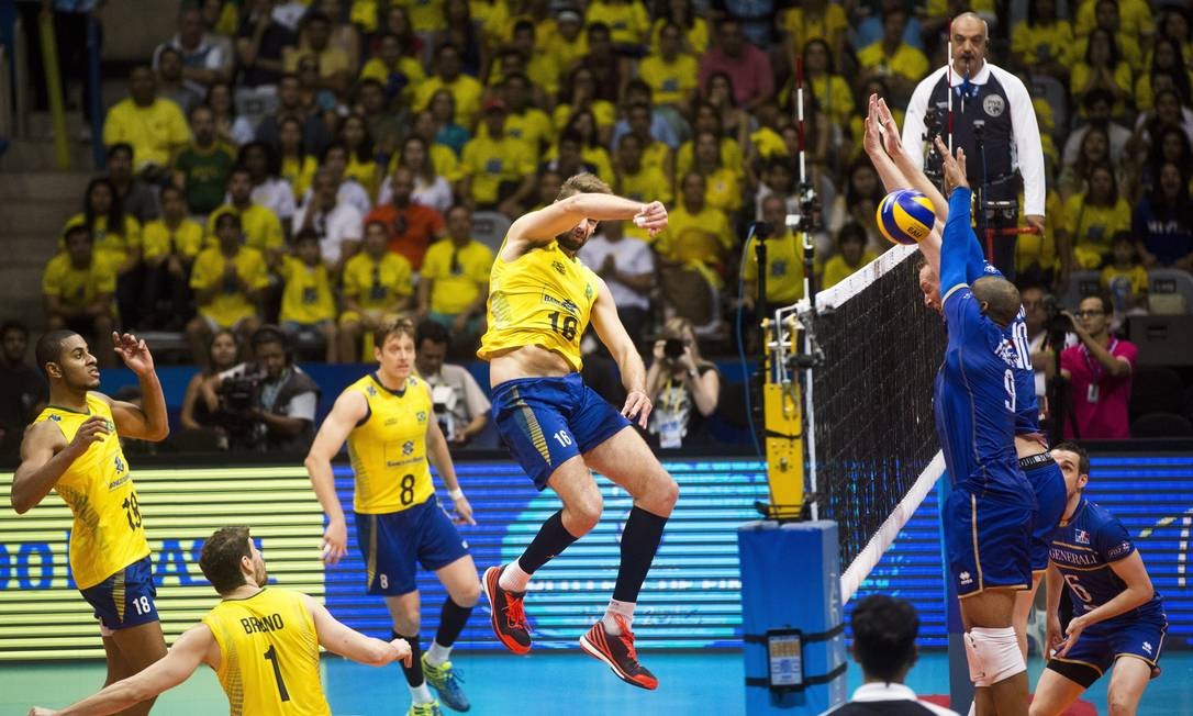 Brasil perde no vôlei - Jornal O Globo