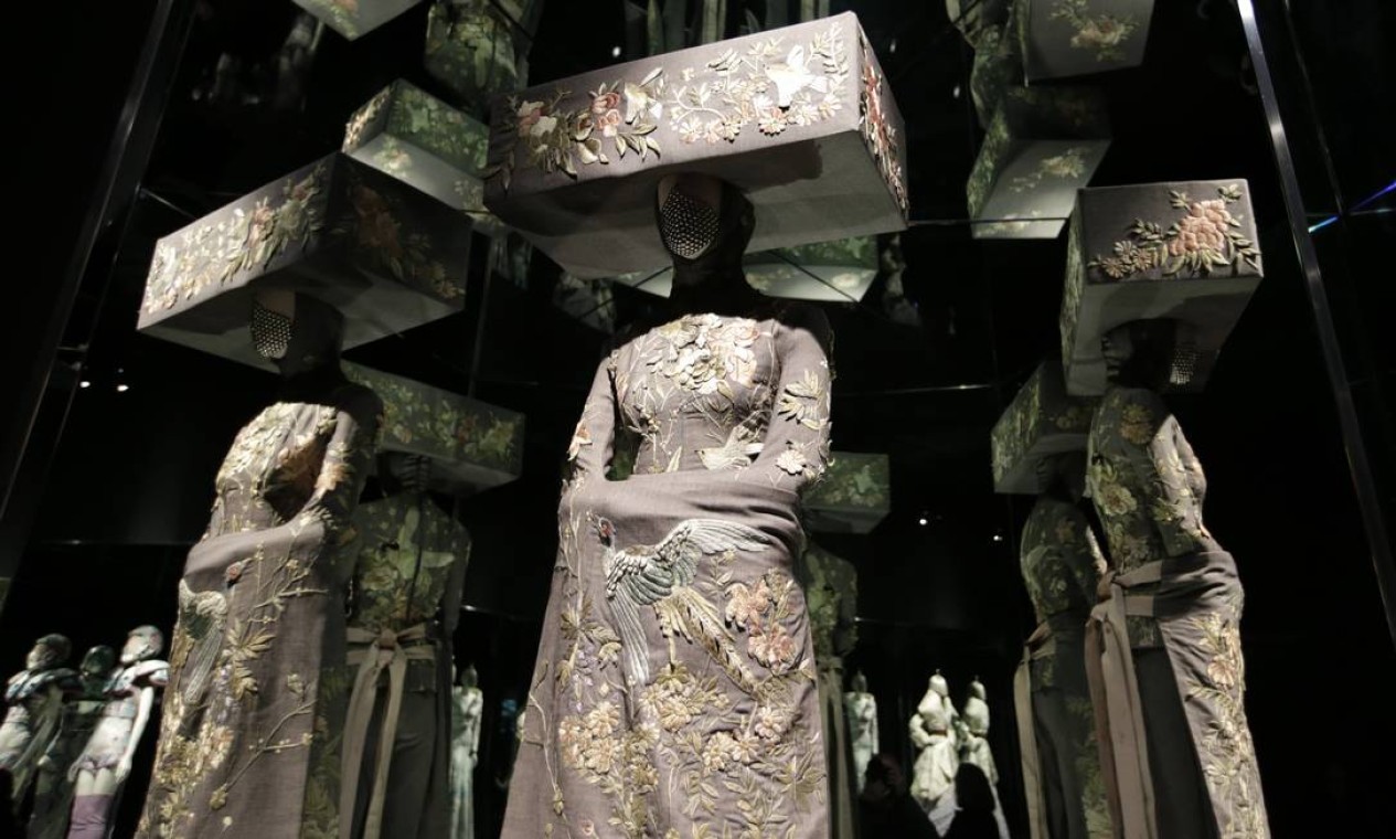 Em Londres: Por dentro da exposição 'Alexander McQueen: Savage