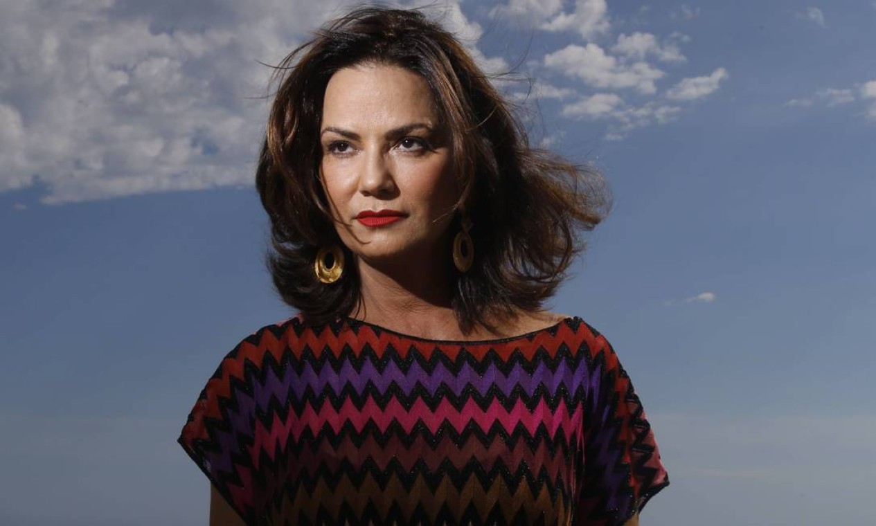 Luiza Brunet fala de experiência homossexual, dos abortos e da mania de  fazer faxina - Jornal O Globo