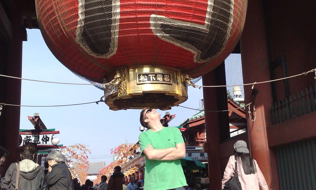 
O humorista Fábio Porchat em um templo no Japão
Foto:
/
Arquivo pessoal
