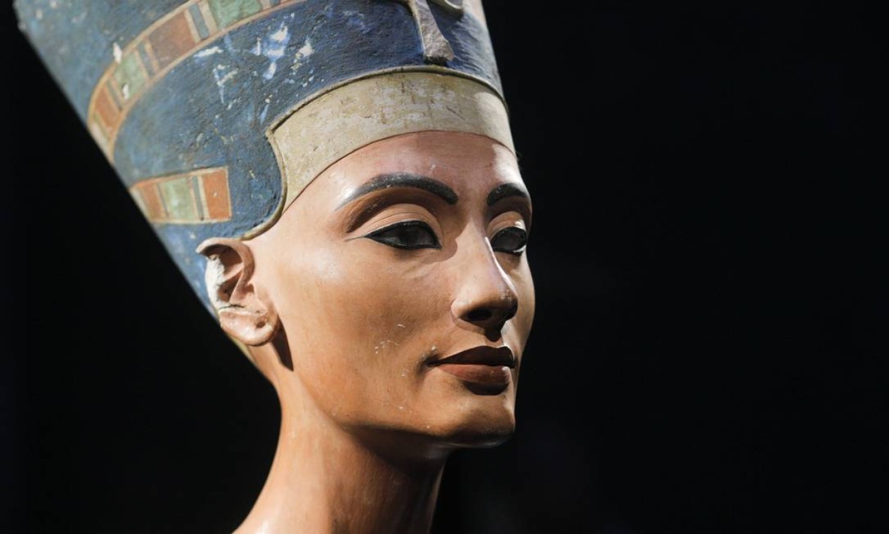 Rainha egípcia Nefertiti está enterrada na tumba do faraó Tutancâmon, diz  arqueólogo - Jornal O Globo